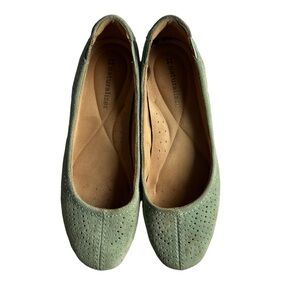 Ocean Green Naturalizer Flat Shoes